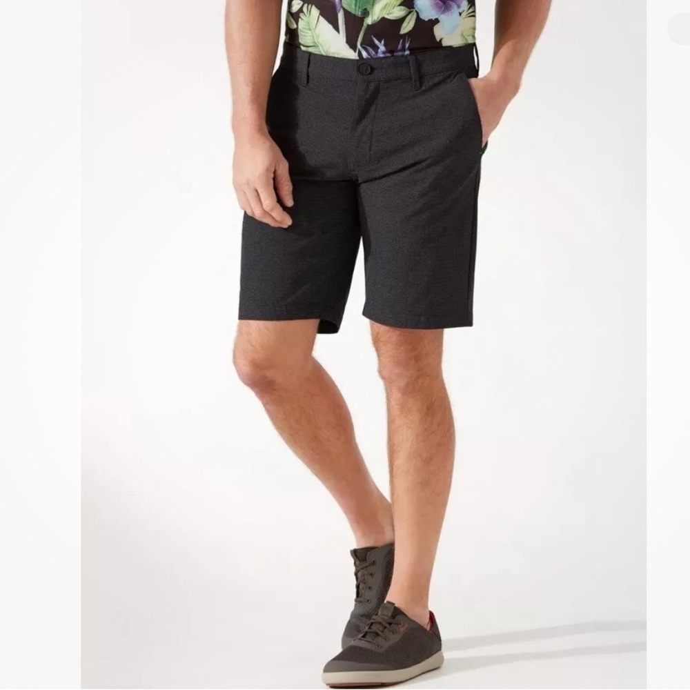 NWT Tommy Bahama Chip Shot Shorts Men’s 46LG Black $125